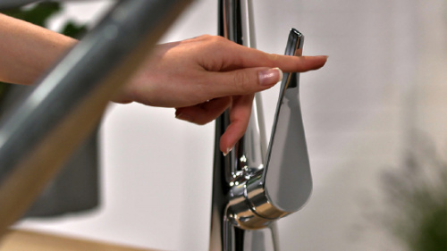 Смеситель Hansgrohe Metris 14821000 для кухонной мойки фото 6